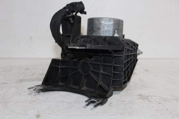 Mercedes Benz W176 W117 A CLA Class ABS Module Pump Unit A1764310200