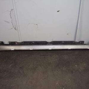 Mercedes Benz W176 W117 A CLA Class AMG Right Driver Side Skirt Mould Silver - Image 3