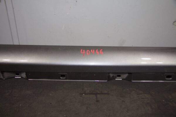 Mercedes Benz W176 W117 A CLA Class AMG Right Driver Side Skirt Mould Silver