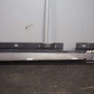 Mercedes Benz W176 W117 A CLA Class AMG Right Driver Side Skirt Mould Silver - Image 4