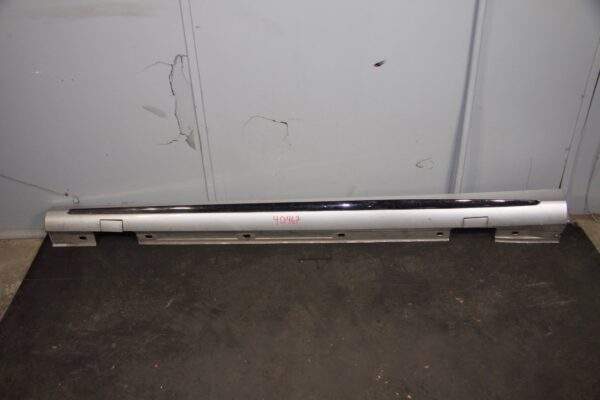 Mercedes Benz W176 W117 A CLA Class AMG Left Passenger Side Skirt Mould Silver