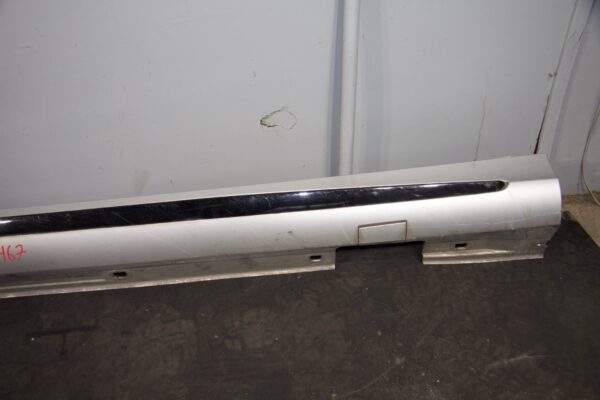 Mercedes Benz W176 W117 A CLA Class AMG Left Passenger Side Skirt Mould Silver