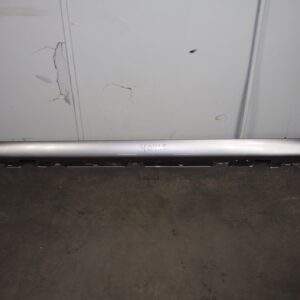 Mercedes Benz W176 W117 A CLA Class AMG Left Passenger Side Skirt Mould Silver - Image 2