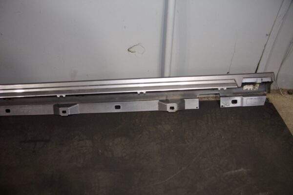 Mercedes Benz W176 W117 A CLA Class AMG Left Passenger Side Skirt Mould Silver