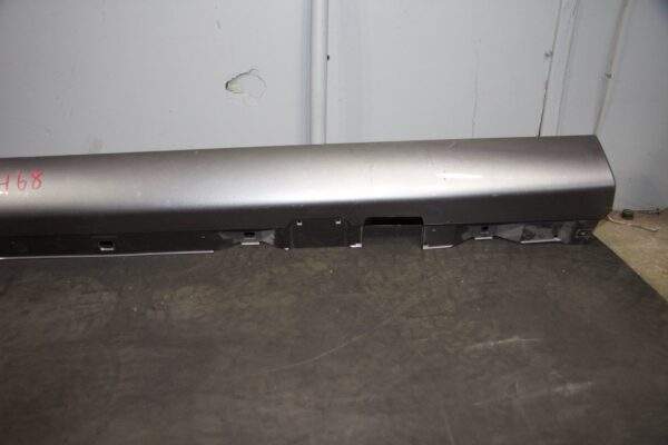 Mercedes Benz W176 W117 A CLA Class AMG Left Passenger Side Skirt Mould Silver