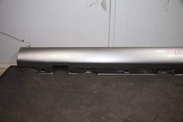 Mercedes Benz W176 W117 A CLA Class AMG Left Passenger Side Skirt Mould Silver