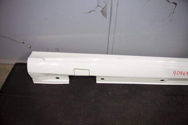 Mercedes Benz W176 W117 A CLA Class AMG Right Driver Side Skirt Mould White