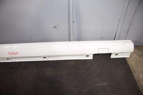 Mercedes Benz W176 W117 A CLA Class AMG Right Driver Side Skirt Mould White