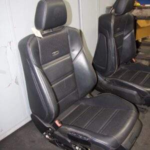 Mercedes Benz W212 E63 Front Seats Pair - Image 2