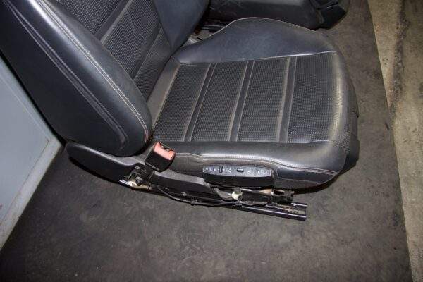 Mercedes Benz W212 E63 Front Seats Pair
