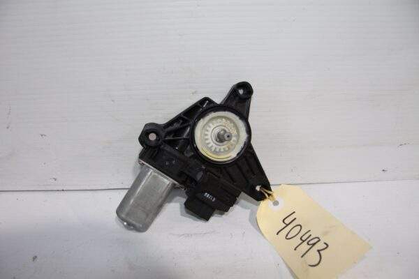 Mercedes Benz Rear Window Glass Motor Regulator A2139060602
