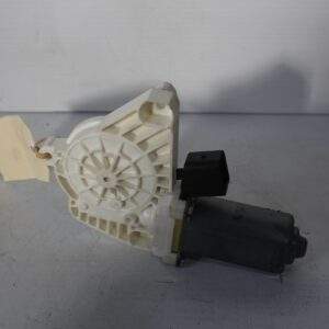 Mercedes Benz W117 CLA Class Window Motor Regulator A55383-110 - Image 3