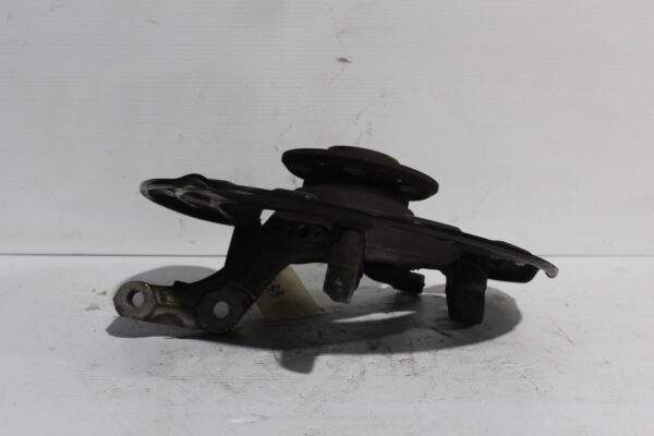 Mercedes Benz W176 W117 A45 CLA45 Front Right Knuckle Carrier A1763320600