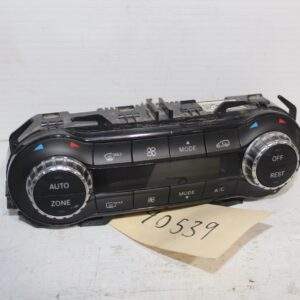 Mercedes Benz W176 W117 A CLA Class Climate Control Unit Panel A2469010805