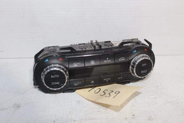 Mercedes Benz W176 W117 A CLA Class Climate Control Unit Panel A2469010805