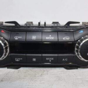Mercedes Benz W176 W117 A CLA Class Climate Control Unit Panel A2469010805 - Image 2
