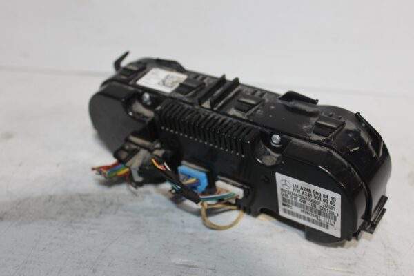 Mercedes Benz W176 W117 A CLA Class Climate Control Unit Panel A2469010805