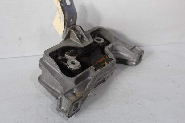 Mercedes Benz W176 W117 A45 CLA45 AMG M133 Engine Mount Support A2462402417