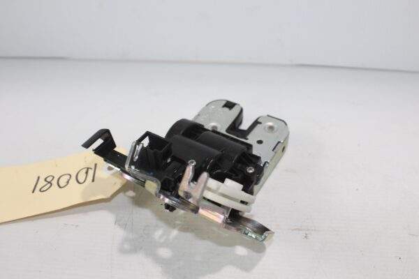 Audi A3 S3 RS3 A6 A7 Boot Latch 4H0 827 505 A
