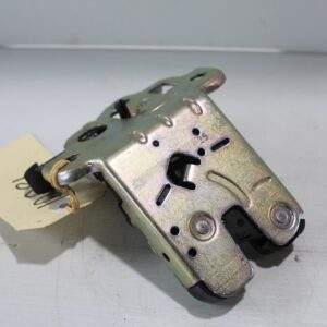 Audi A3 S3 RS3 A6 A7 Boot Latch 4H0 827 505 A - Image 8
