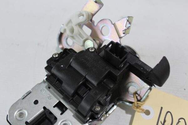 Audi A3 S3 RS3 A6 A7 Boot Latch 4H0 827 505 A