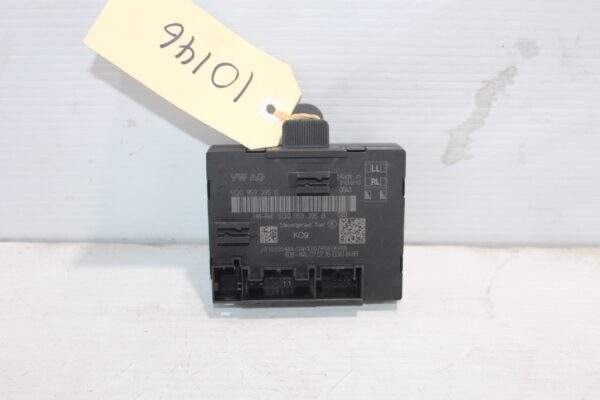 Audi 8V A3 S3 Rear Door Control Module 5Q0 959 395 E