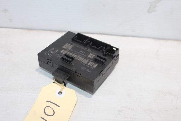 Audi 8V A3 S3 Rear Door Control Module 5Q0 959 395 E