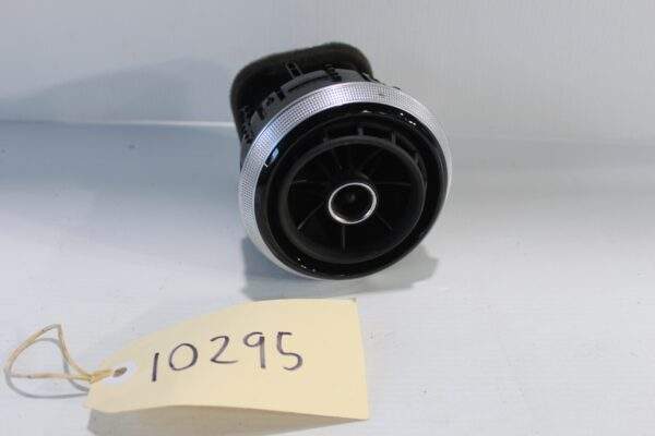 Audi 8V A3 S3 RS3 Air Vent Assembly 8V0 820 901 A