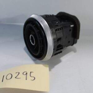 Audi 8V A3 S3 RS3 Air Vent Assembly 8V0 820 901 A - Image 2