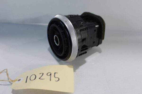 Audi 8V A3 S3 RS3 Air Vent Assembly 8V0 820 901 A