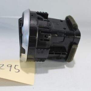 Audi 8V A3 S3 RS3 Air Vent Assembly 8V0 820 901 A - Image 9