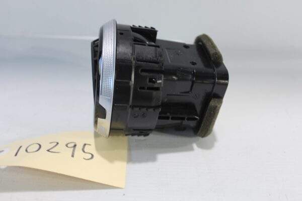 Audi 8V A3 S3 RS3 Air Vent Assembly 8V0 820 901 A