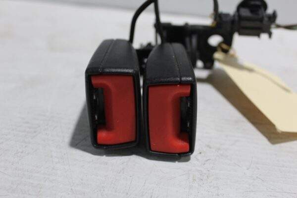 Audi 8V A3 S3 RS3 / Volkswagen MK7 Rear Centre Seat Belt Buckle 8V0 857 739 Q