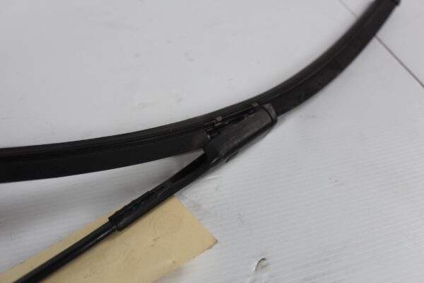 Audi 8R Q5 SQ5 Front Left Wiper Arm Assembly 8R2 955 407 B