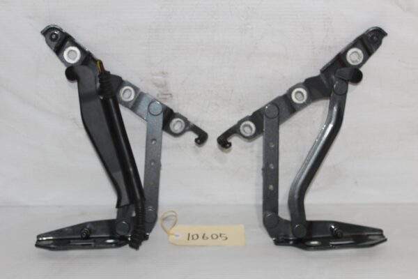 Audi 8T 8F A5 Bootlid Hinge Pair 8F0 827 301 B, 8F0 827 302 B
