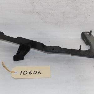 Audi 8T 8F A5 Front Left Passenger Fender Guard Support Bracket 8T0 821 135 G - Image 2