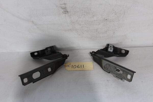Audi 8T 8F A5 S5 B8 A4 Bonnet Hood Hinge Bracket Pair 8T0823302E, 8T0823301E