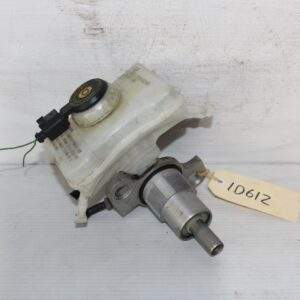 Audi 8T 8F A5 8R Q5 SQ5 Brake Master Cylinder 8K0 611 301 A