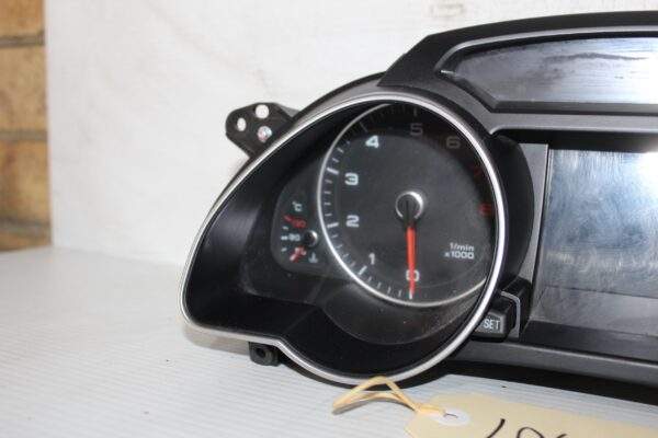 Audi 8T 8F A5 Instrument Cluster Speedometer 8T0 920 932 Q