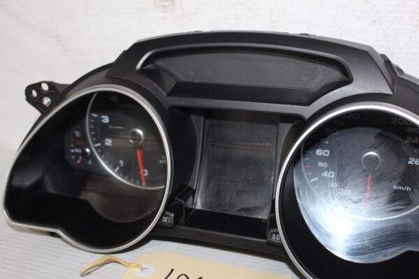 Audi 8T 8F A5 Instrument Cluster Speedometer 8T0 920 932 Q