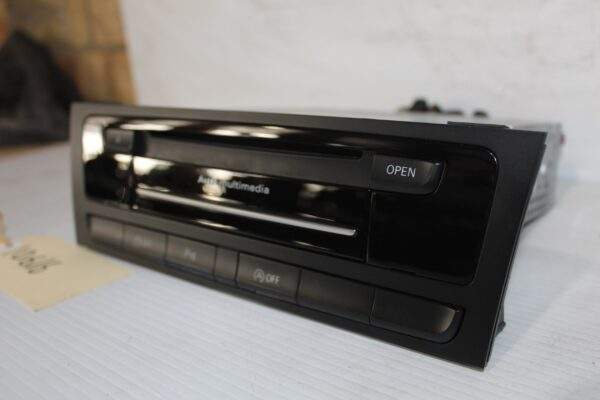 Audi 8F 8T A5 S5 Headunit Radio MMi Unit 8R2 035 764 J