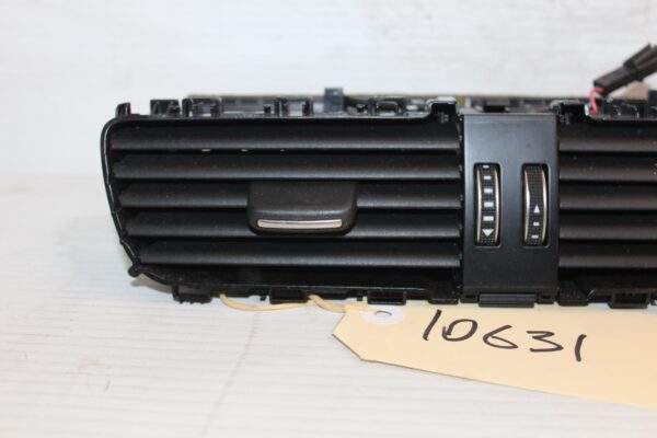 Audi 8T 8F A5 S5 Centre Dash Air Vent 8T2 820 951 E