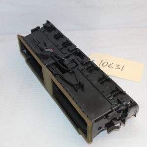 Audi 8T 8F A5 S5 Centre Dash Air Vent 8T2 820 951 E - Image 7