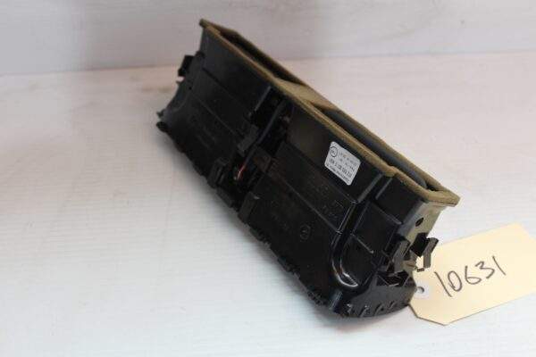 Audi 8T 8F A5 S5 Centre Dash Air Vent 8T2 820 951 E