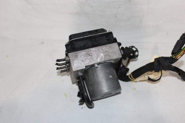 Audi A4 A5 S5 Q5 ABS ESP Pump Unit Module 8K0 907 379 CM