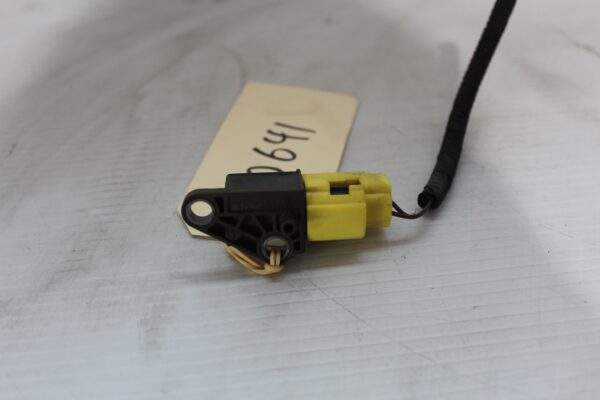 Audi A4 A5 S5 Q5 Airbag SRS Crash Sensor 8K0 959 651