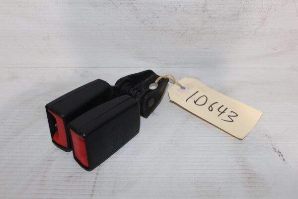 Audi 8F A5 Centre Seat Belt Buckle 8J8 857 739 J