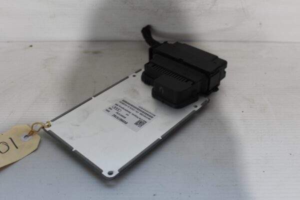Audi A3 S3 RS3 TT TTRS Active Suspension Control Unit 8V0 907 376 E
