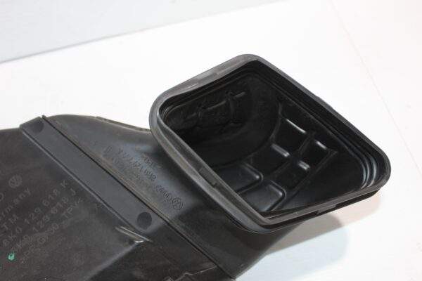 Audi 8R Q5 SQ5 Air Induct Duct Pipe 8K0 129 618 K, 8R0 129 739 A