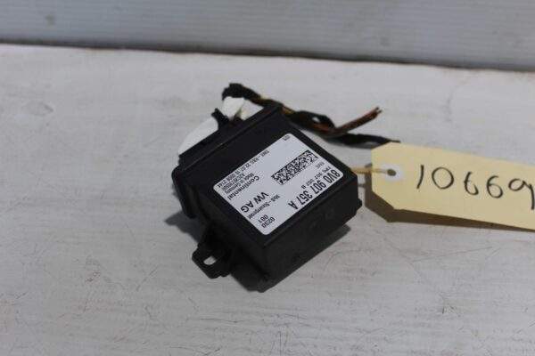 Audi 8V A3 S3 RS3 Headlight Range Cornering Control Module 8V0 907 357 A